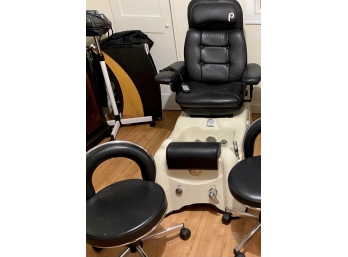 One Pibbs Professional Salon Pedicure Massaging Chair With Practitioner Seat On Wheels
