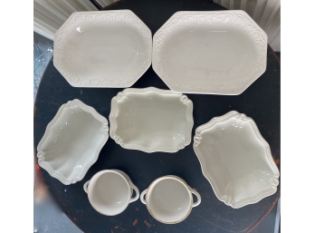 7 Pieces Of White Ceramic Serving Ware - Williams Sonoma And Pizzato