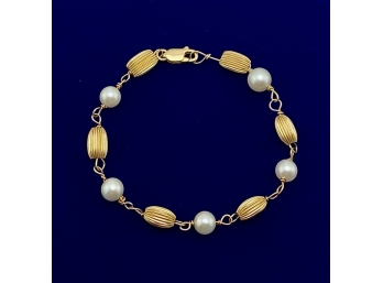 14K Yellow Gold & Pearl Bracelet