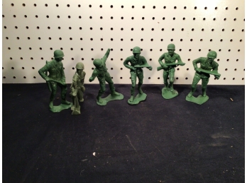 Estate Lot Of 6 Good Condition Oversized Plastic Army Men Vintage