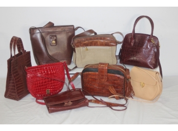 ASSORTED LOT OF LEATHER BAGS