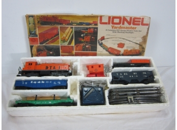 Lionel Yardmaster Complete 027 Electric Train Set