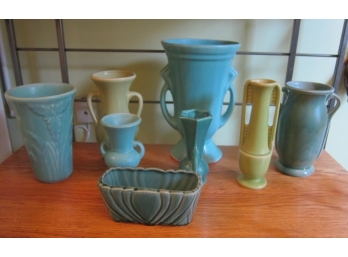 COLLECTION OF  USA  POTTERY
