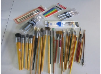 Box Lot Of Paint Brushes