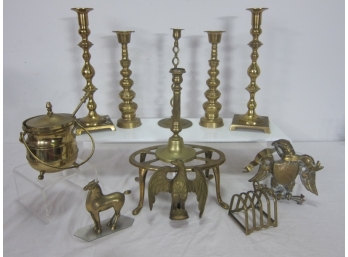 ASSORTED LOT OF BRASS