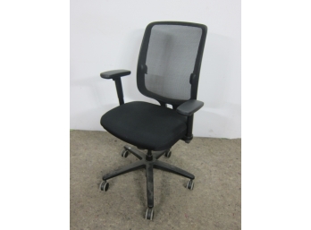 Deluxe Mesh Chair - Black