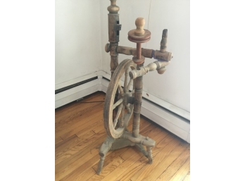 Castle Style Spinning Wheel