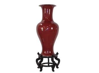 ORENTIAL STYLE VASE WITH STAND