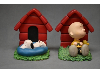 Westland Peanuts Snoopy And Charlie Brown Bookends