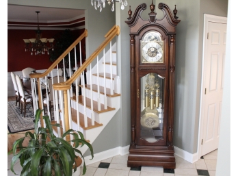 Howard Miller Edinburg Floor Clock In Cherry Bordeaux - Retail $2,639