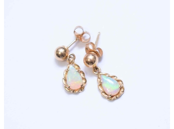 14k Gold Opal Earrings 1.7 Grams