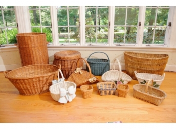 Large Group Of Wicker And Woven Baskets - 13 Pieces