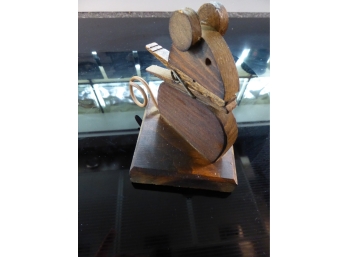 Mid Century Wooden Mouse Note Clip