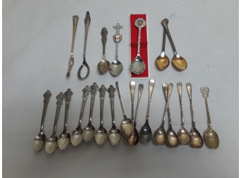 23 Souvenir Collector Spoons Including A Vintage Rolex Spoon
