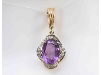14k Gold And Amethyst Pendant 5.5 Grams