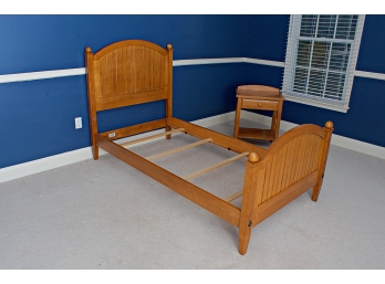 Ethan Allen Country Colors Kids Maple Twin Panel Bed & Casual Maple Nite Stand