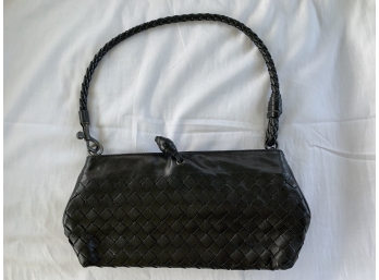 Bottega Veneta Small Handbag In Black Signature Intrecciato Woven Lambskin