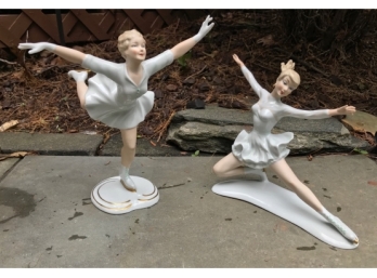 Wallendorf Porcelain Figurines - Two Skaters