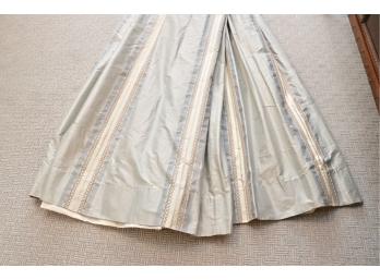 Set Of 4 Silk Curtains With Stitch Detailing And Rods