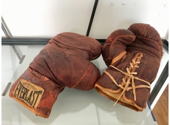 Vintage Everlast Boxing Gloves