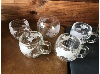 Four Nestle Globe Mugs & Round Globe Vase