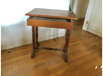 Small Side Table W/Drawer