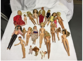 Bag Full Of Barbie And Other Dolls