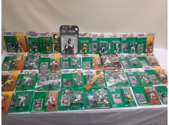 Starting Line Up 1996 Football Figures/Toys - 34 Total