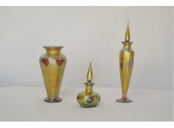 Three Lundberg Studios Gold Irredescent Pieces With Heart And Vine Decoration