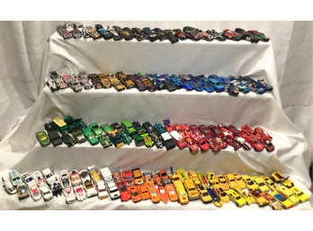 Large Collection Of Hot Wheels, Matchbox And Misc Diecast Vehicles
