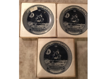 Three Lund & Clausen 'Moon' Plates