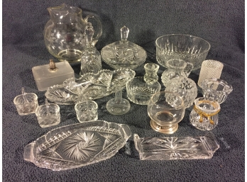 Lot Twenty (20) Piece Collection Of Cut Glass And Crystal