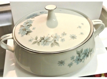 Vintage Noritake RC Royal Ceramics Alouette 768 Porcelain Lidded Serving Dish