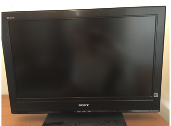 Sony Bravia 31' LCD Digital Flatscreen TV