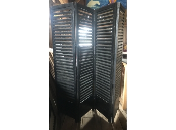 Four Sections Of Heavy Duty Black Slatted Screen