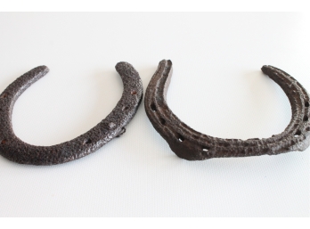 GOOD LUCK WITH YOUR BIDDING  Vintage HORSESHOES!