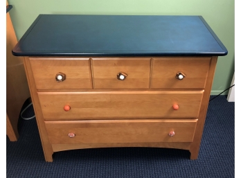 Ragazzi 3 Drawer Dresser And Matching Hutch Bedroom Furniture With Sports Themed Drawer Hardware