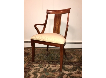 Set Of Eight Ethan Allen Dining Room Chairs
