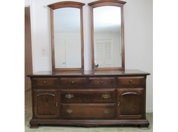 Vintage Ethan Allen Low Ladies Dresser With Mirrors