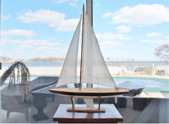 Authentic Model J Yacht A-Cup Contender