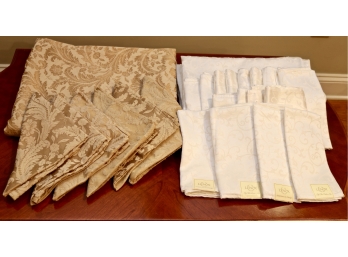 2 Sets Of Tablecloth With Napkins Lenox And Croscill Brands