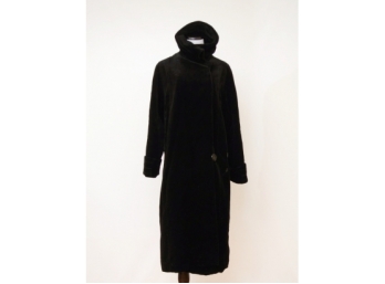 Vintage Custom Silk Lined Mohair Velvet Sleigh Coat - Ladies Size 10 / 14