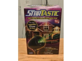 NEW StarTastic 1035 Action Laser Projector W/ Moving Stars Action UNOPENED BOX