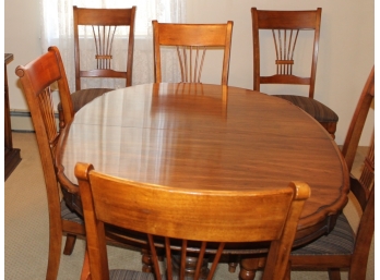 Beautiful Dining Room Set -  Dual Pedestal Leg Table And Six Chairs
