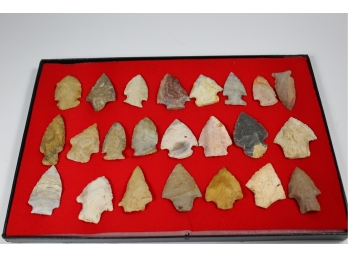 Lot Of Native American Misc Arrow Heads