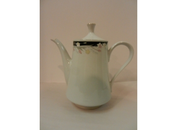 TIENSHAN FAIRFIELD FINE CHINA - Michelle Pattern Porcelain Tea Coffee Pot W/Lid