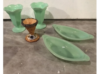 Department 56- Time To Celebrate Ice Cream Dishes