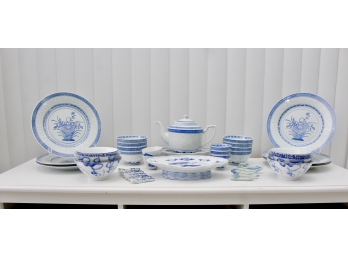 Chinese Blue And White Porcelain Dinnerware