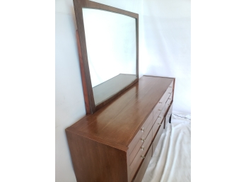 Mid Century Modern Nine Drawer Dresser With Mirror