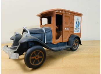 Rare Toy Cast Iron Mail Truck US Army Uncle Sam Postal Truck 236